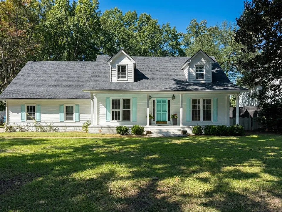 849 Farm Quarter Rd