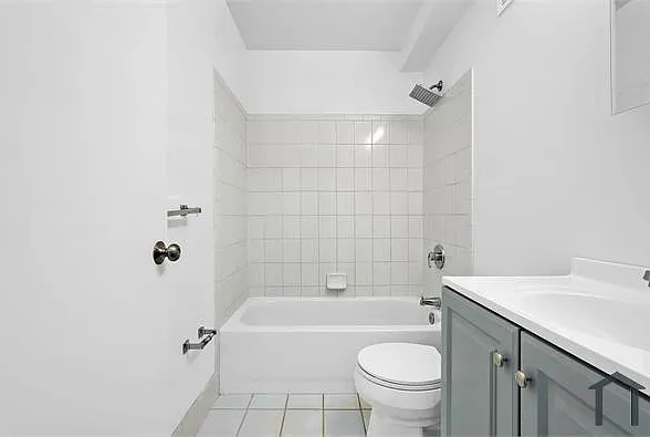 1398 Fulton Ave #2 — Photo 2