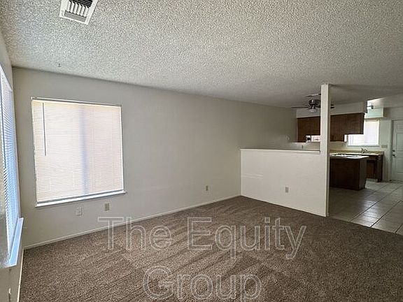 3rd image of 1807 S Cross Ave