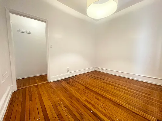 Rented by Pear NYC LLC | media 6