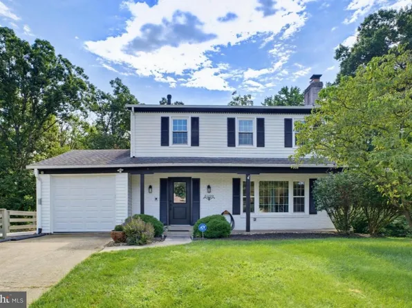 8109 Overton Ct, Springfield, VA 22153
