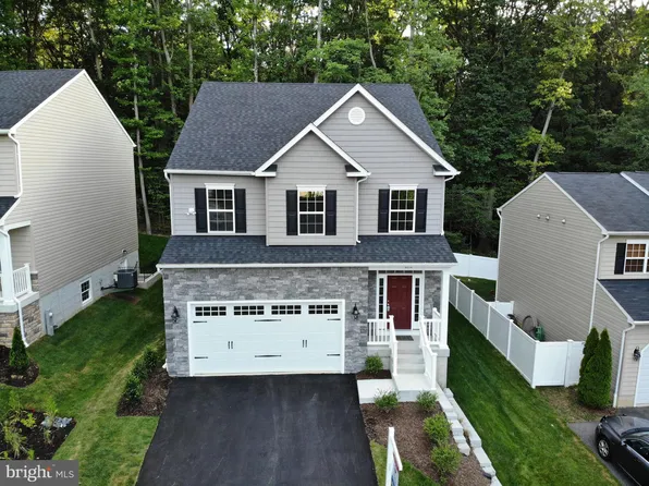 1811 Parkside Dr, Pasadena, MD 21122