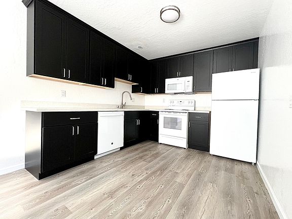 2nd image of 3505 19th St #103