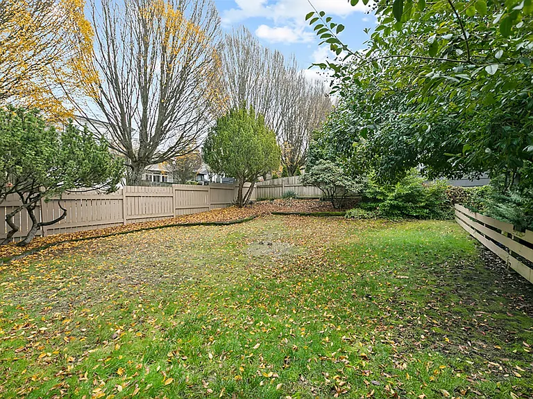 9231 35th Ave SW — Photo 20
