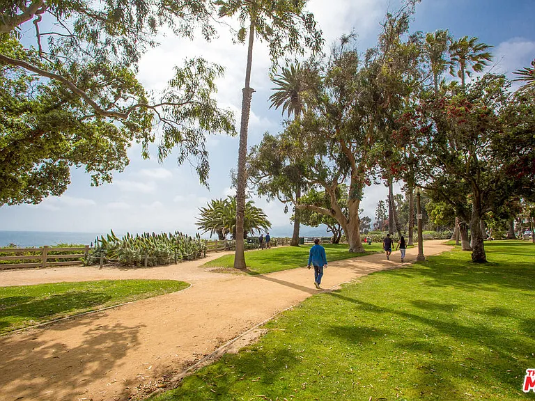 Palisades Park