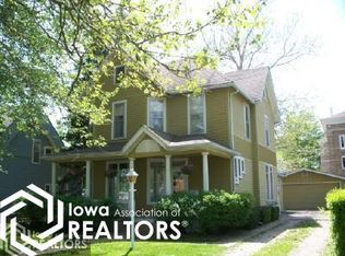 909 North Ln #B, Oskaloosa, IA 52577