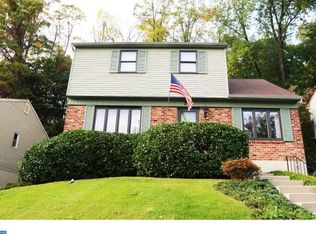 312 Francis Dr, Havertown, PA 19083