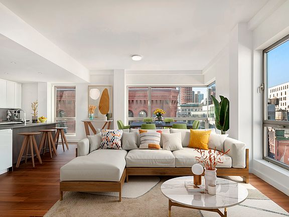 3rd image of 290 Mulberry St APT 9
