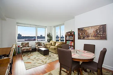 Rented by BLU Real Estate