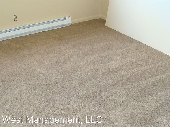 4th image of 1806 E 4th Plain Blvd APT 14