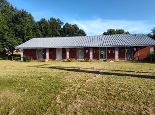 806 E Tyler St, Mexia, TX 76667