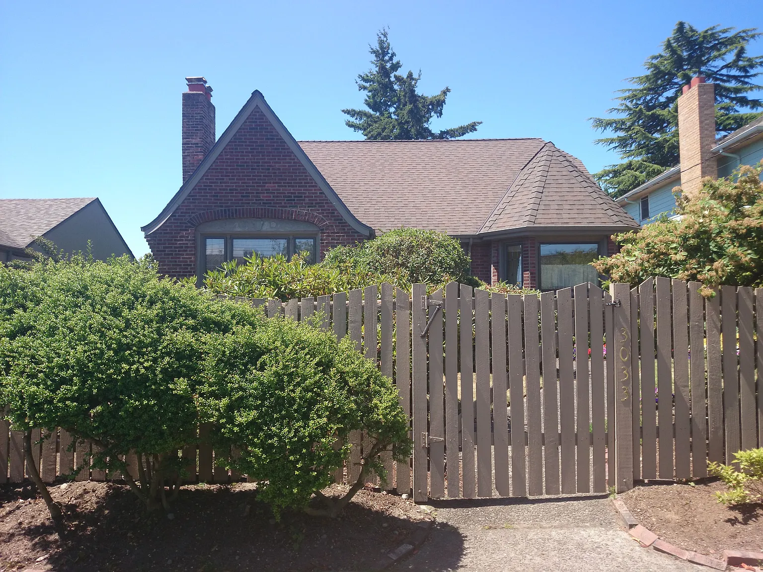 3033 28th Ave W photo 1