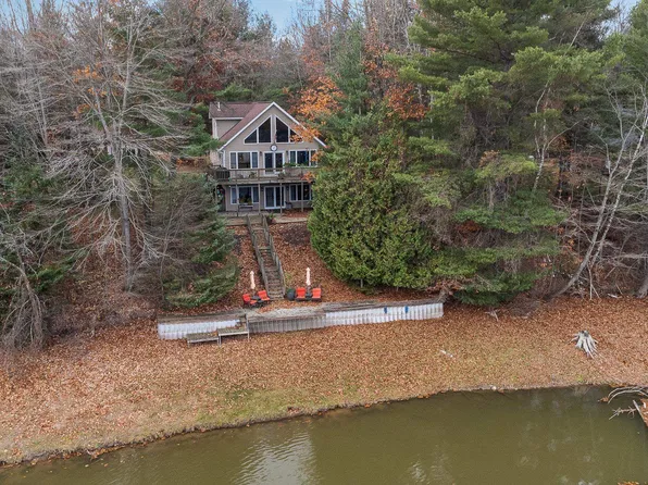 766 Rivers Terrace Rd, Gladwin, MI 48624