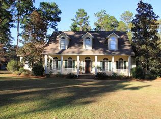 211 Northfield Dr, Thomasville, GA 31757