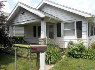 2657 Starr Ave, Oregon, OH 43616