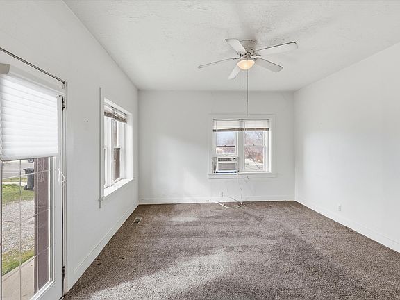 3rd image of 128 N 300 W