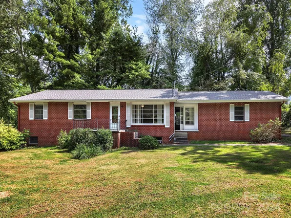 121 Rock Hill Rd, Asheville, NC 28803