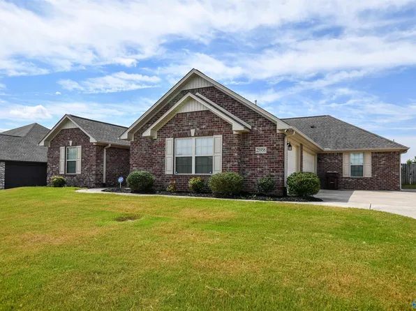 25958 Stef Ln, Athens, AL 35613