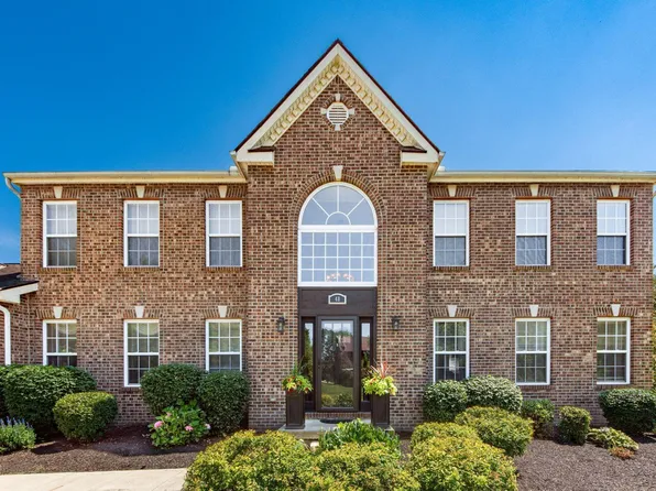 48 Heathermere Dr, Galena, OH 43021