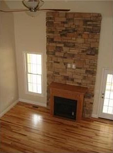 3rd image of 128 Bartlett St