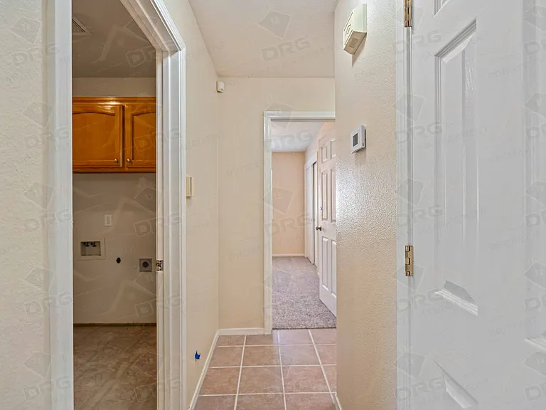 2713 Mozart Dr — Photo 11
