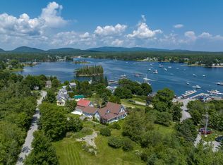 7 Columbia Ave, Brooksville, ME 04617