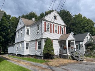 10 Grove St, Baldwinsville, NY 13027