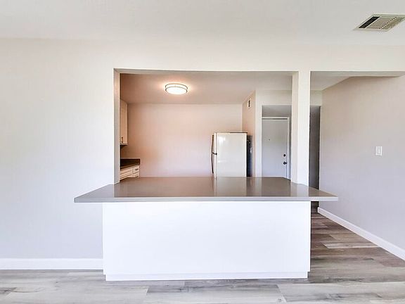 5th image of 616 Canyon Rd #308
