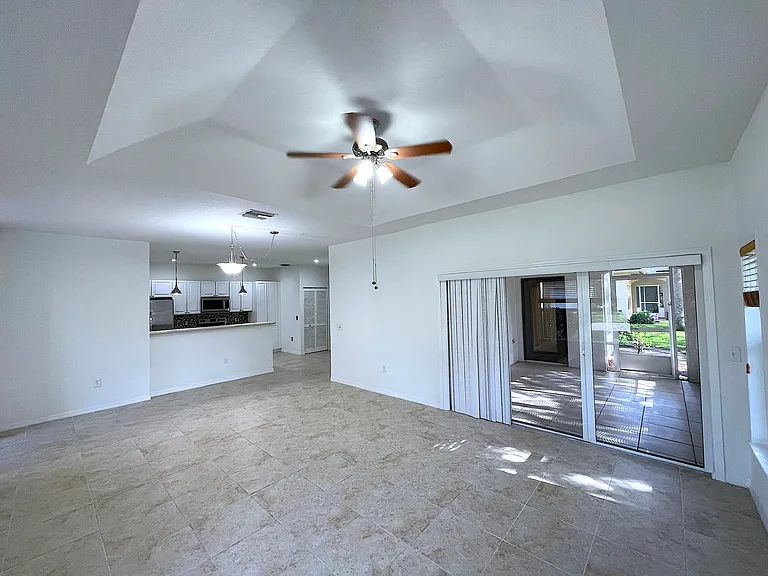 1864 Pelican Dr — Photo 3
