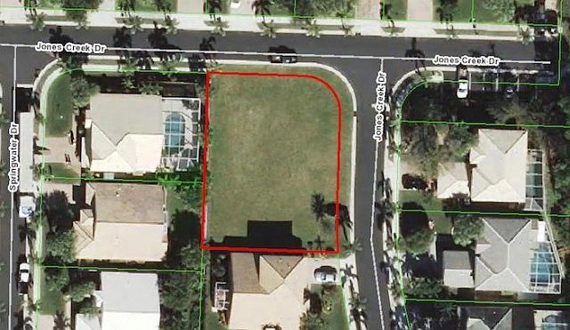 2nd image of 139 Jones Creek Dr
