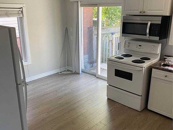 4th image of 57 Henry St