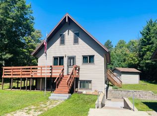 8426 Beach Dr, Lake Tomahawk, WI 54539