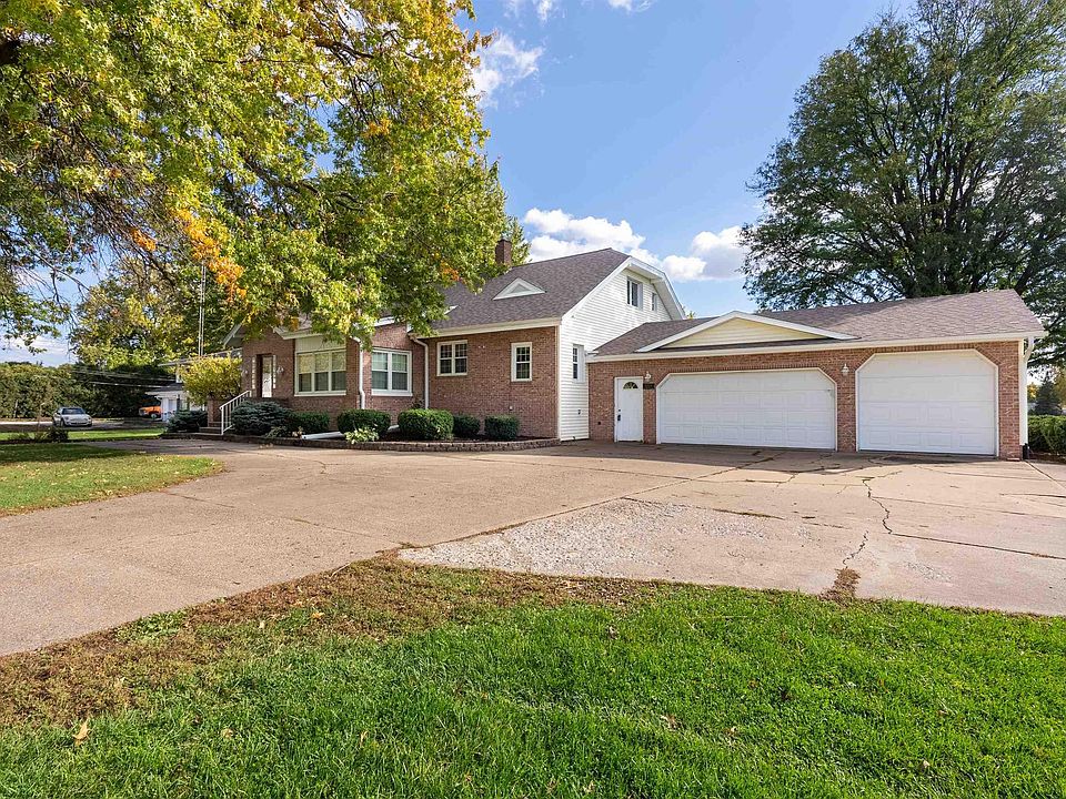 6324 Northwest Blvd, Davenport, IA 52806 | Zillow