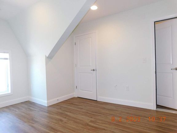 5th image of 1513 Forest Ave SW #H