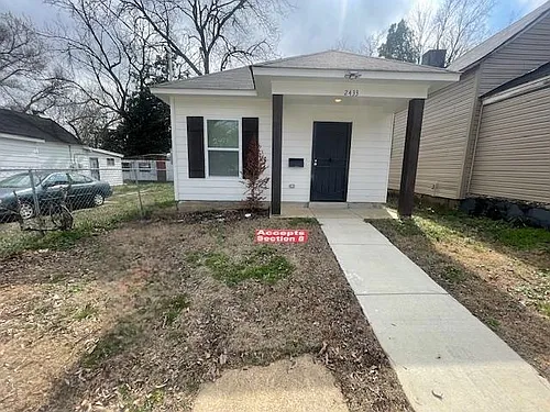 2433 Zanone Ave Photo 1