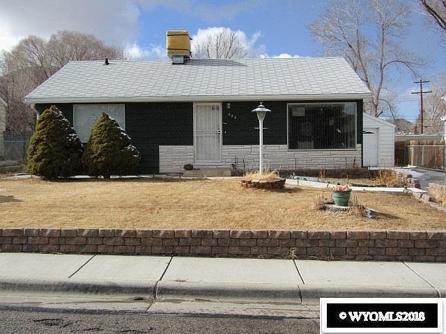 1st image of 324 Jensen St