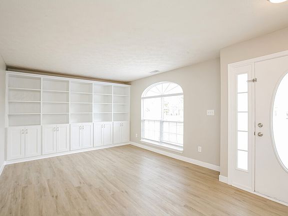 5th image of 6380 Oyster Key Ln