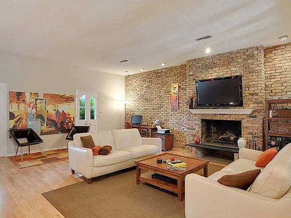 2nd image of 5445 Wimbledon Ct