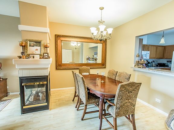 4th image of 564 S Rosehall Ln #564