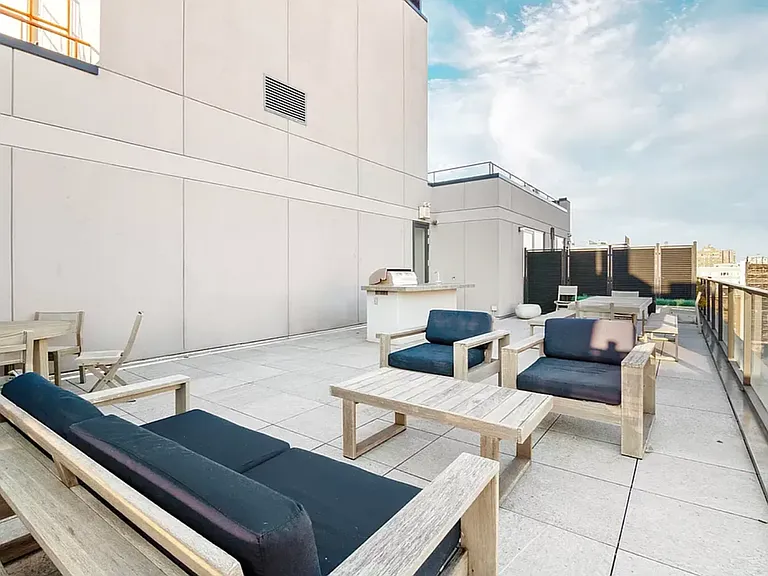 155 Attorney St #5F — Photo 10