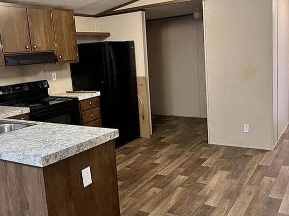 3rd image of 204 S 18th St