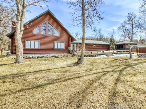 21748 E Height Of Land Dr, Detroit Lakes, MN 56501