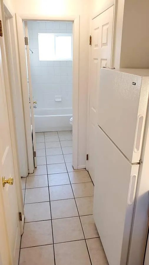1 bed, 600 sqft, $1,000 — Photo 4