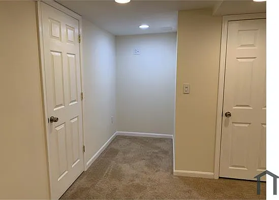 1353 N Carey St — Photo 16