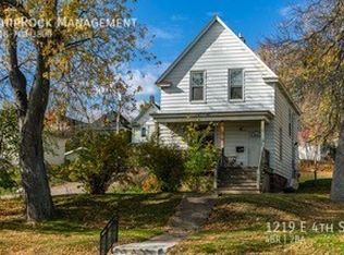 1219 E 4th St, Duluth, MN 55805