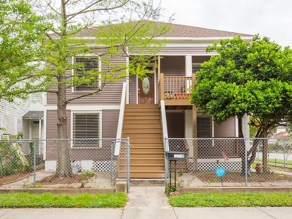 1st image of 3702 Avenue N 1/2