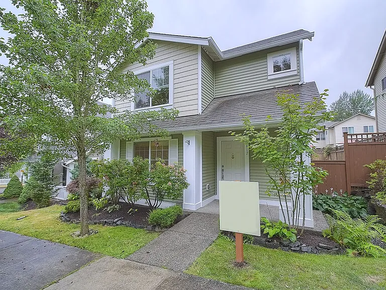 7617 Orchard Ave SE — Photo 1