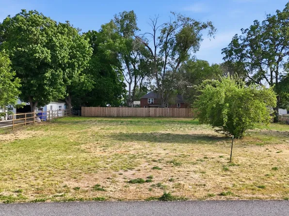10902 E Nixon Ave, Spokane, WA 99206