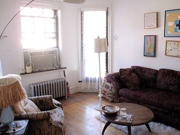 3rd image of 4717 N Winchester Ave APT 2A