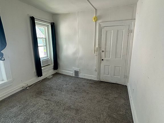 5th image of 525 S Central Ave #1